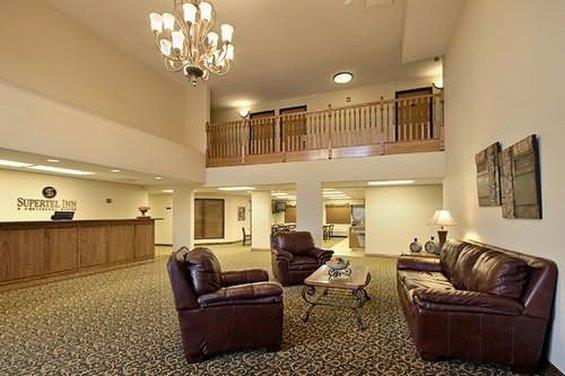 Supertel Inn And Conference Center Creston Интериор снимка